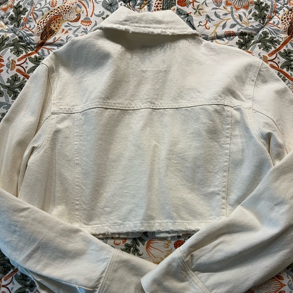 Zara Denim Jacket - Picture 4 of 7
